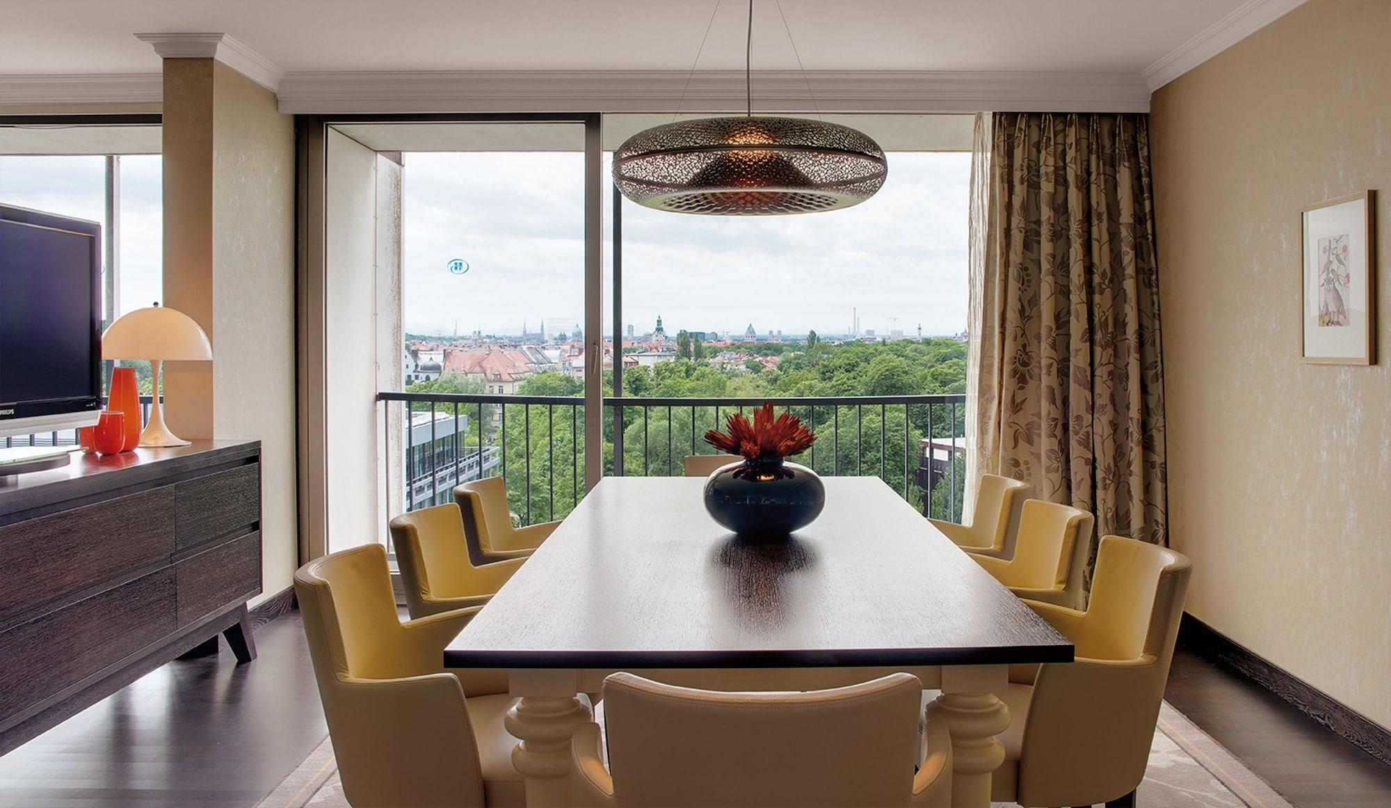 Hilton Park 4* München