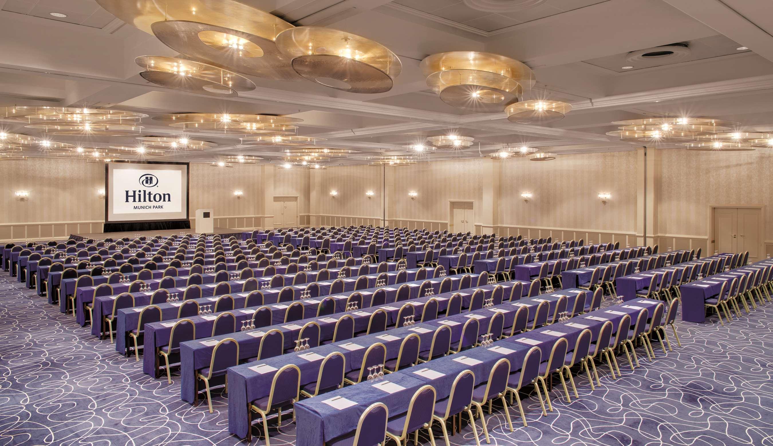 Hilton Park 4* München