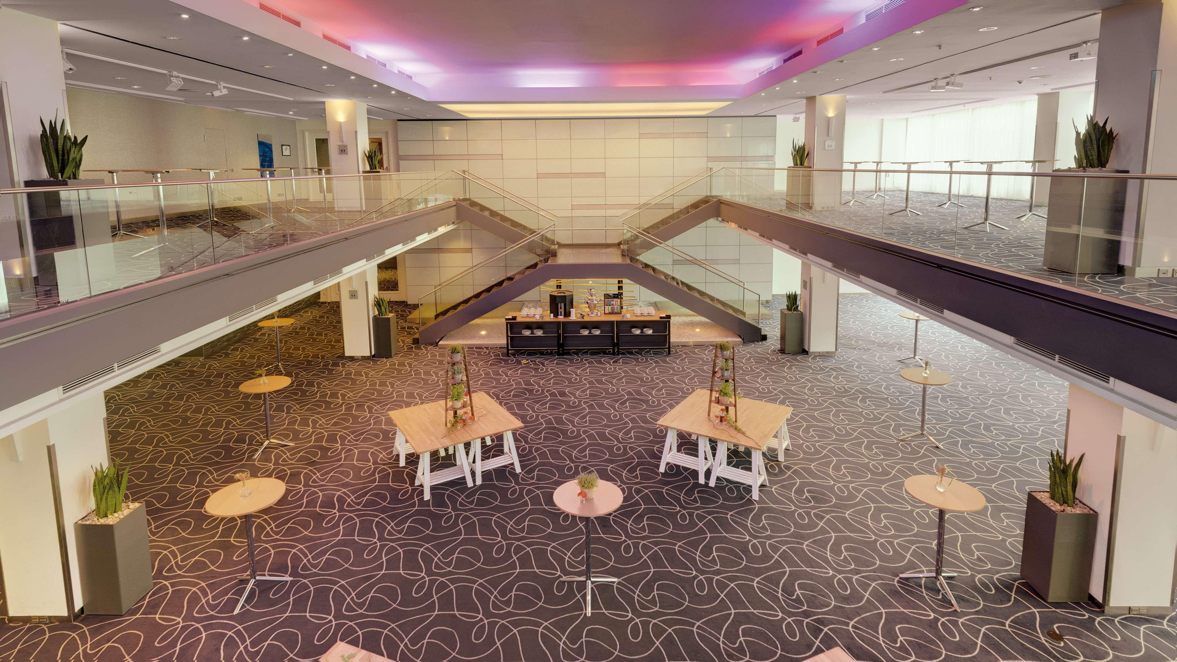 Hilton Park 4* München